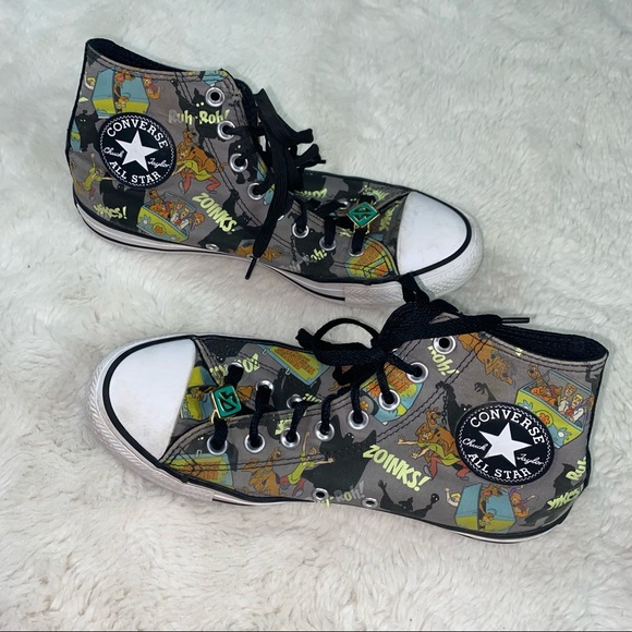 Converse All Star Scooby Doo High Sneakers Mens 7/ Womens 9. Words glow in dark